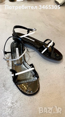 Manolo Blahnik дамски лачени сандали 37, снимка 2 - Сандали - 54663675