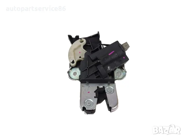 Механизъм за заключване резе на заден капак багажник за Audi A4 B8 1.8 TFSI (2008) 4F5827505D OEM