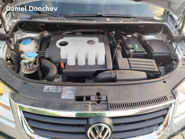 VW Touran 2009 г. 1.9 TDi, снимка 12 - Автомобили и джипове - 55158667