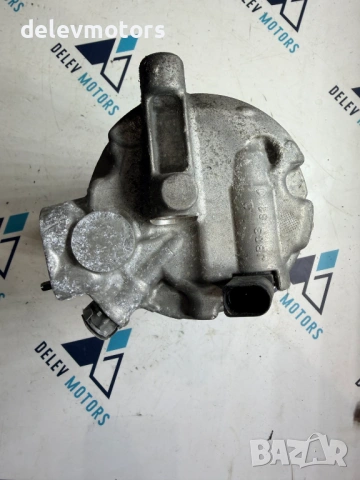 5Q0820803 компресор за климатик от Vw Golf R 4motion 2018г, двигател CJX 2.0 TFSI 300 кс., снимка 4 - Части - 54221175