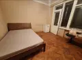 Обзаведена стая Център до метро Театрална. За предпочитане мъж непушач., снимка 1