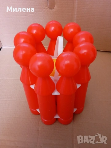 Неупотребявани кегли и други играчки