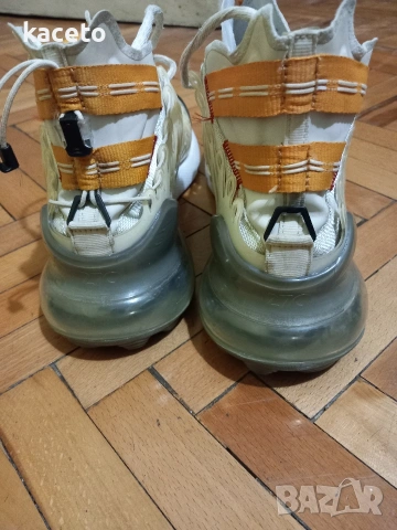 Оригинални кецове NIKE AIR Max 270 ISPA размер -44, снимка 5 - Маратонки - 54574113