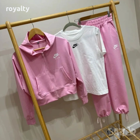 Nike Нов Дамски Екип Различни Цветове Найк , снимка 2 - Спортни екипи - 54391300