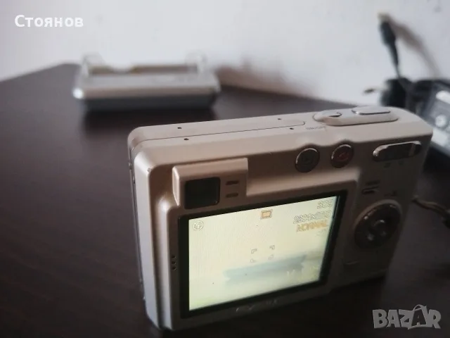 Камера CASIO EXILIM EX-Z40 4.0MP, снимка 10 - Фотоапарати - 55352161