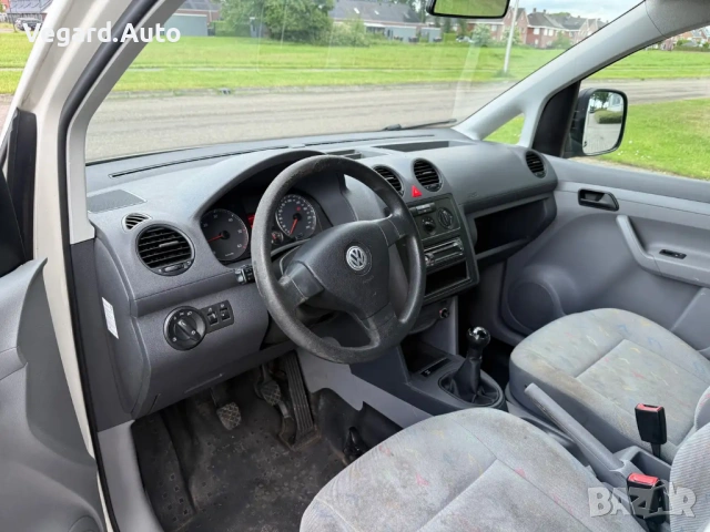 На Части Volkswagen Caddy III 2.0sdi 70к.с. 2006г., снимка 2 - Автомобили и джипове - 54877755