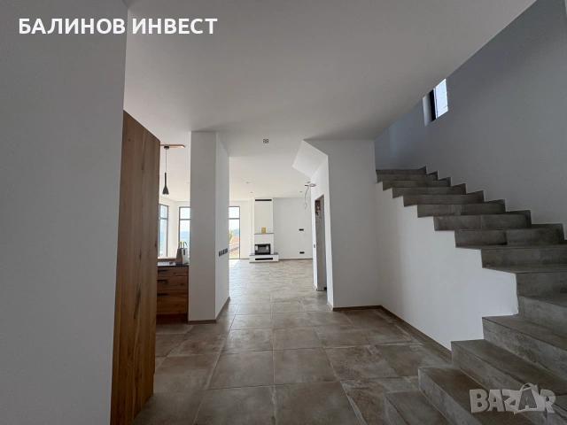Панорамна къща с басейн и асансьор!, снимка 8 - Къщи - 55176546