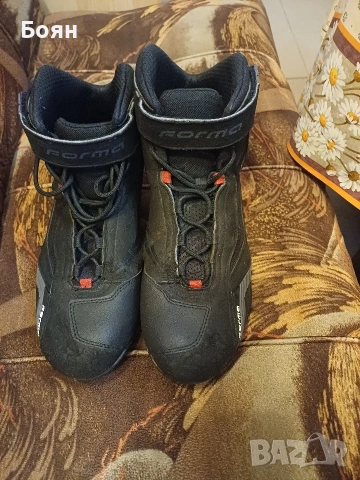 Боти FORMA Genesis Black 