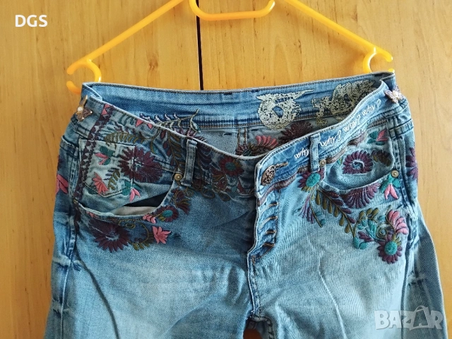 Дамски дънки Desigual, снимка 3 - Дънки - 54177525