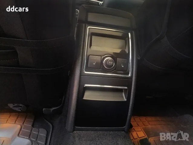 Skoda Superb 2012 2.0TDI 140 DSG, снимка 9 - Автомобили и джипове - 51442040
