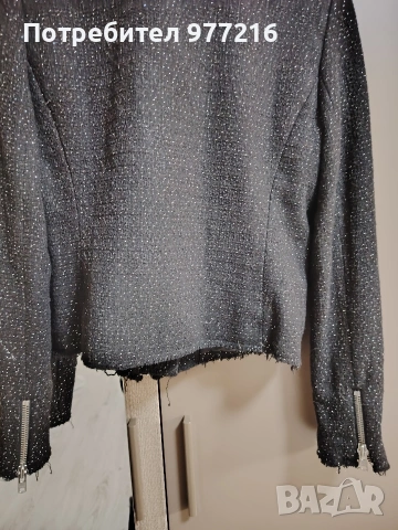 Дамско сако S размер, снимка 2 - Сака - 54191335