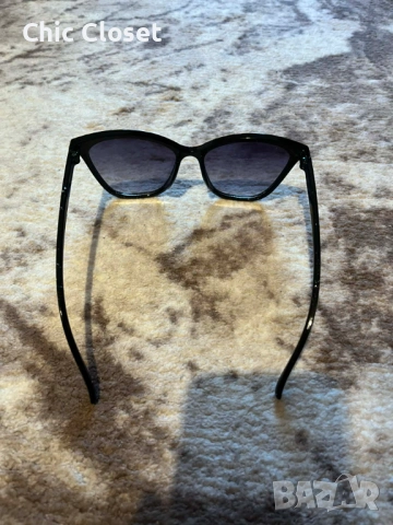 Слънчеви очила подарък, снимка 2 - Слънчеви и диоптрични очила - 54172963