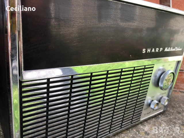 1968 Sharp Multiband Deluxe Radio -Condition Black and Chrome-Ретро радио, снимка 6 - Радиокасетофони, транзистори - 54801670