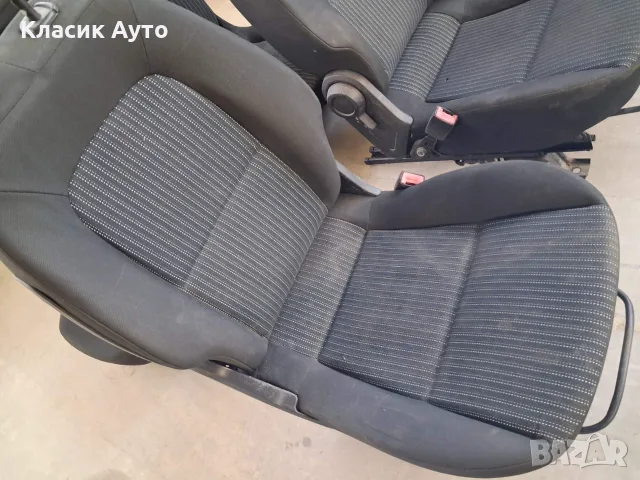 Салон Mitsubishi Colt 2008г., снимка 6 - Части - 55378325