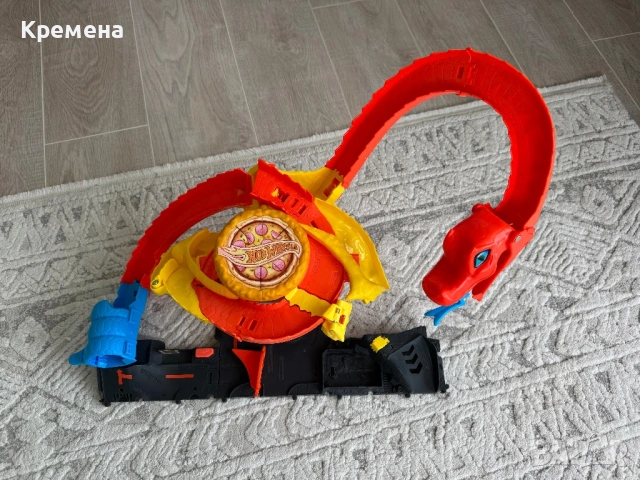 Писта Hot Wheels кобра, снимка 2 - Коли, камиони, мотори, писти - 54580654