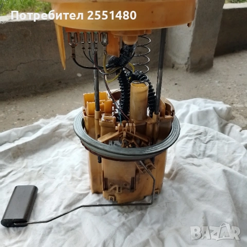 Горивна помпа VW Passat B6 2.0 TDI, снимка 2 - Части - 54654056