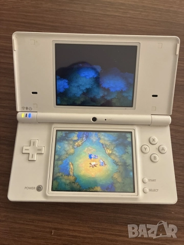 Nintendo DSi White