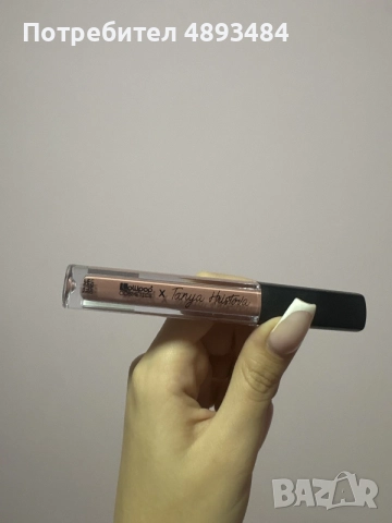 Черивло на Fenty и матово черивло на Lollipop, снимка 3 - Декоративна козметика - 55367246