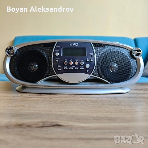 JVC RC-EZ36 радиокасетофон с USB и CD, снимка 9 - Радиокасетофони, транзистори - 54795659