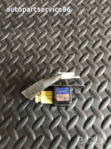 Сензор за удар за Toyota Celica (2002) 89865-20010 187600-3940