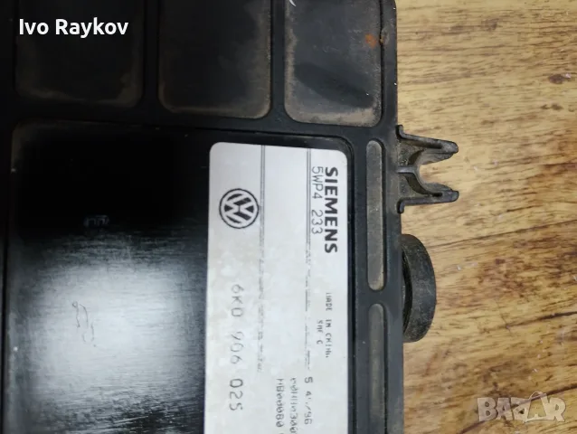 Компютър двигател ECU за Volkswagen ,SEAT 6k0906025 , 5WP4233, снимка 3 - Части - 55535337