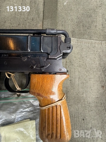 Продавам картечен пистолет скорпион VZ-61, снимка 2 - Други ценни предмети - 34882044