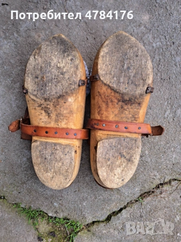 продавам ритуално дървено сабо на Жил 45 номер, снимка 2 - Антикварни и старинни предмети - 54153506
