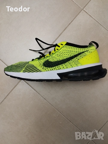 Оригинални Nike Air Max Flyknit Racer (Размер 45) - КАТО НОВИ, снимка 2 - Маратонки - 54630514