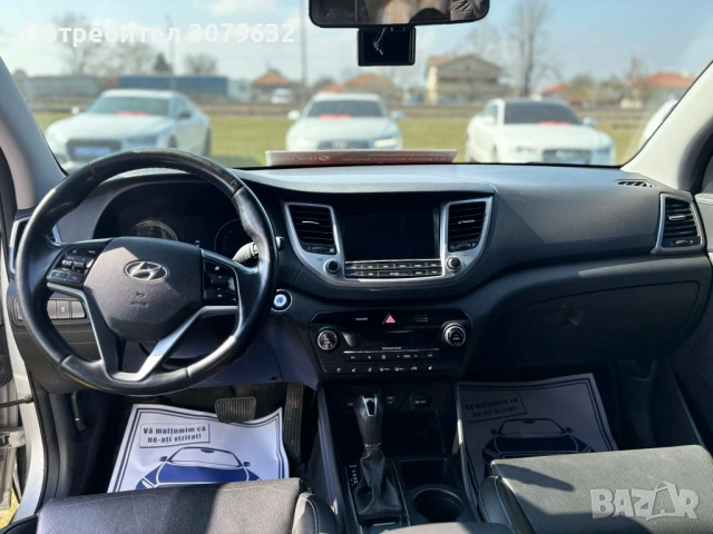 Hyndaı Tucson  2.0 CRDi 4x4 , снимка 8 - Автомобили и джипове - 54692376