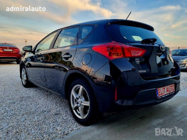 Toyota Auris 1.3VVT-i 99ks. 6 скорости, Климатроник, снимка 8 - Автомобили и джипове - 52904504
