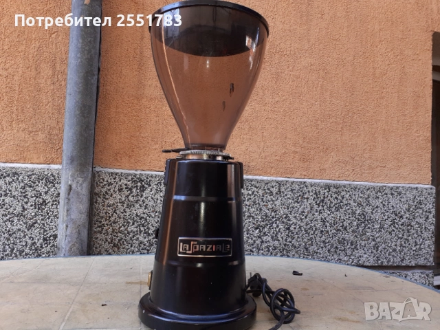 Професионална италянска кафемелачка , снимка 4 - Обзавеждане за заведение - 53981402