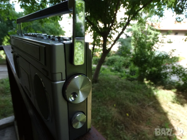 GRUNDIG RR 550 ..., снимка 8 - Радиокасетофони, транзистори - 54721633