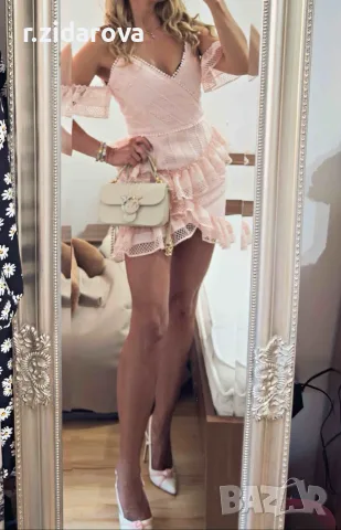 Елегантна розова рокля 