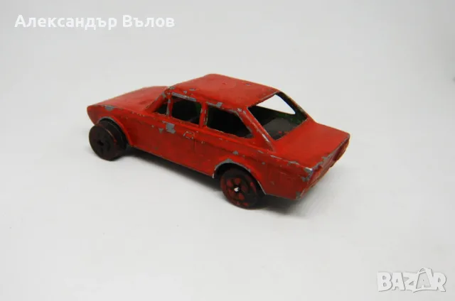 Стара Рядка метална количка FIAT 124 Sport 1600 Playart Хонконг - За реставрация, снимка 4 - Колекции - 55395114