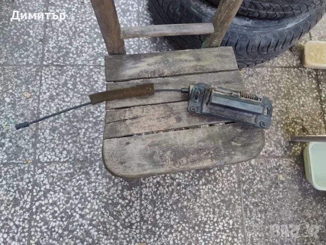 Дръжка Заден Капак + Жило За Нисан Алмера Тино 2002г / Nissan Almera Tino 2002y