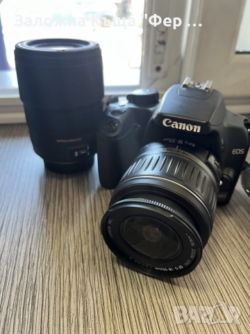 Canon EOS1000D с два обектива