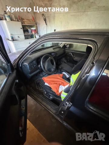 VW Golf 3 1.9 чист дизел, снимка 2 - Автомобили и джипове - 54784232