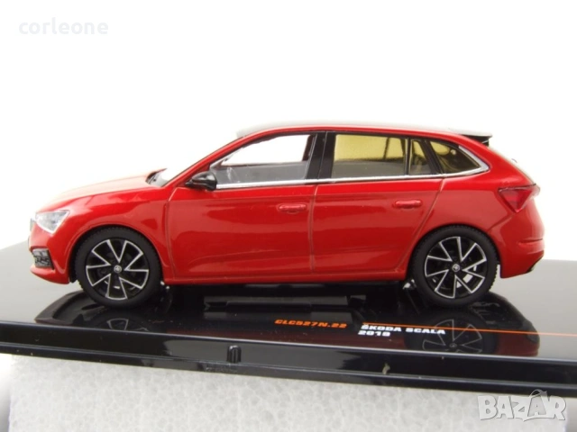 Skoda Scala 2019 - мащаб 1:43 на ixo models моделът е нов в PVC дисплей-кейс, снимка 4 - Колекции - 54971463