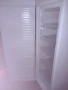  Вертикален фризер Indesit 245 л, снимка 4