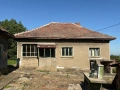Продавам Къща с лятна кухня, двор и стопанска сграда , снимка 4