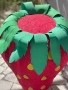 Ръчно изработена масичка за торта във формата на ягода 🍓, снимка 2