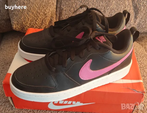 Детски маратонки Nike - за момиче, снимка 2 - Детски маратонки - 55679577