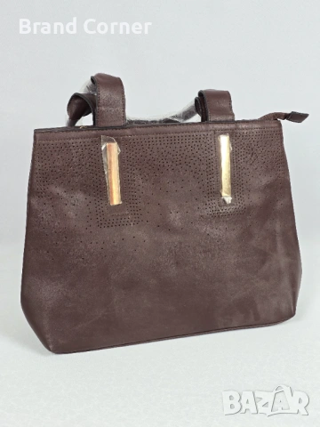 Нова дамска чанта Chamonix в кафяво със златисти детайли