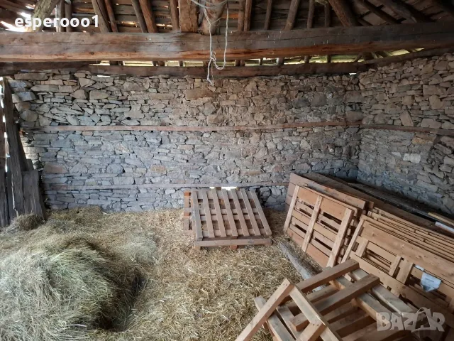 Къща с плевня в Родопите, снимка 8 - Къщи - 55542106