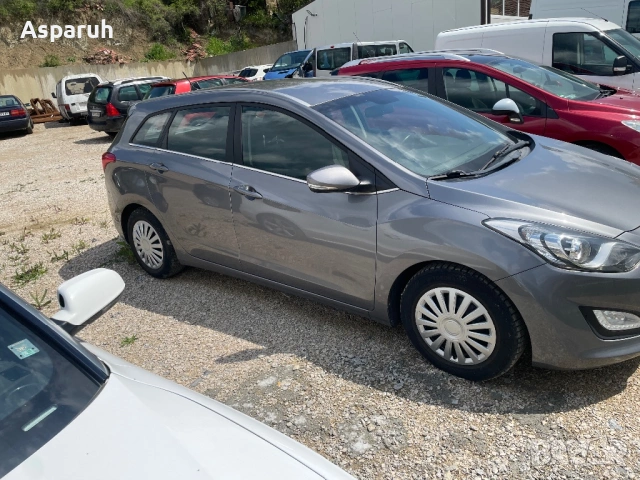 Hyundai i30 2013г. 1.6 GDI - нов внос, снимка 3 - Автомобили и джипове - 54403445