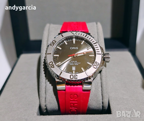 Oris Aquis Date Relief Мъжки часовник 43мм automatic diving 733 7730 4153 с кутия книжки като нов, снимка 8 - Мъжки - 54778173