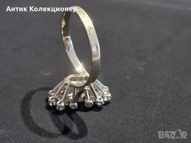 Златен пръстен. 18 Карат. Диаманти. Винтидж, снимка 2 - Пръстени - 55408421