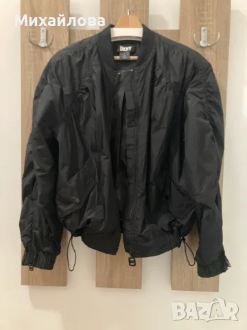 Ново преходно яке на DKNY, Donna Karan, размер М, снимка 6 - Якета - 55655381