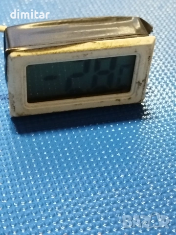 Амонячен хладилник DOMETIC -12/220 V - GAZ, снимка 4 - Хладилни чанти - 54421240