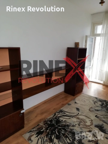 Тристаен апартамент под наем в Центъра